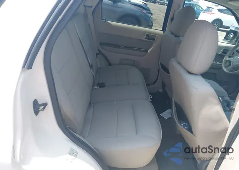 2011 Ford Escape Xlt из США, поврежденный, VIN 1FMCU9D78BKA18438